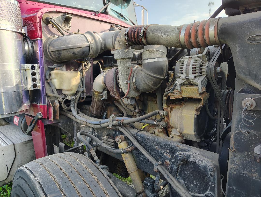 2000 PETERBILT 379 - Image 31